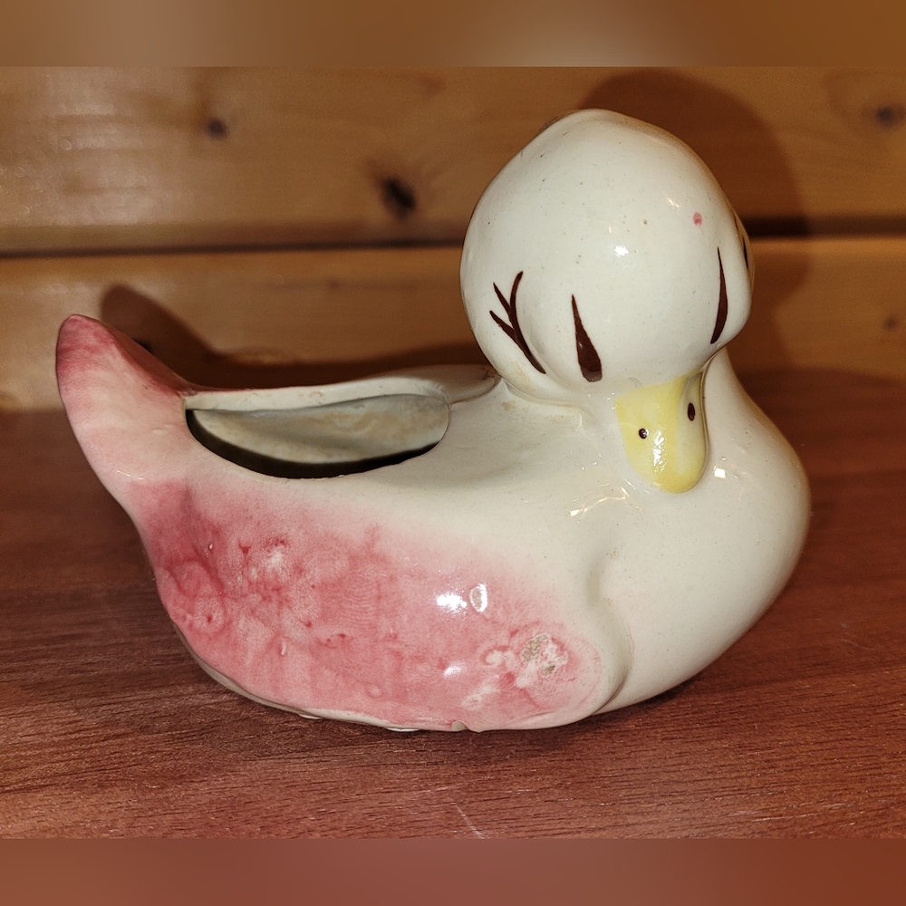 VTG 1949 Shawnee Pottery Sleeping Little Duck Rose Color Small Planter Pot Vase